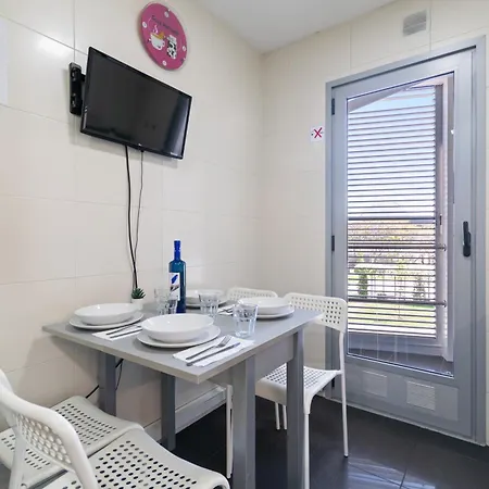 Fira Gran Via 2 - Private In A Shared - Privadas En Compartido Campsite