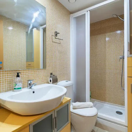 Fira Gran Via 2 - Private In A Shared - Privadas En Compartido L'Hospitalet de Llobregat