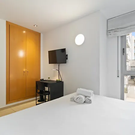 Fira Gran Via 2 - Private In A Shared - Privadas En Compartido *