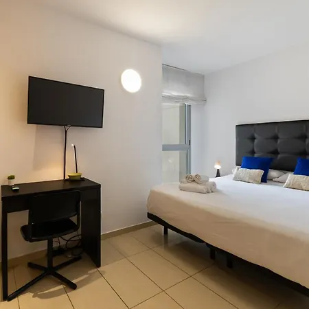 Fira Gran Via 2 - Private In A Shared - Privadas En Compartido L'Hospitalet de Llobregat